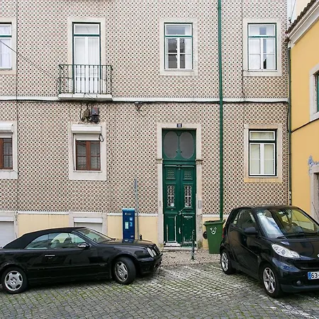 Lovelystay - Cozy 3bdr In Estrela