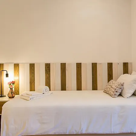 Apartment Lovelystay - Cozy 3bdr In Estrela