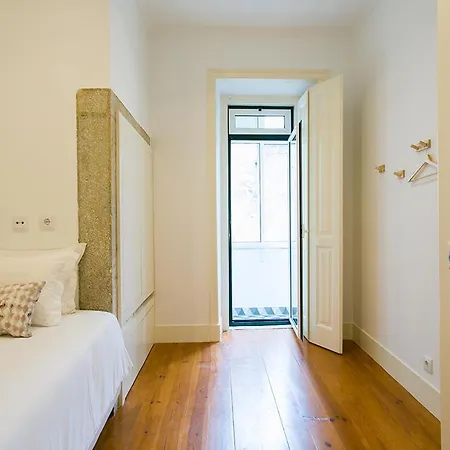 Lovelystay - Cozy 3bdr In Estrela * Lisbon