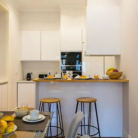 Lovelystay - Cozy 3bdr In Estrela